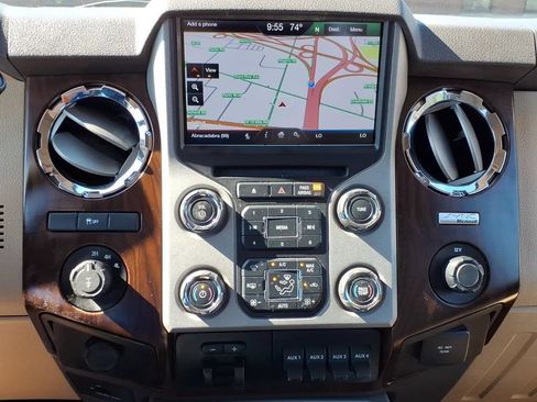 Used 2013 Ford F250 Lariat w/ Chrome Pkg AWD/4WD image 16