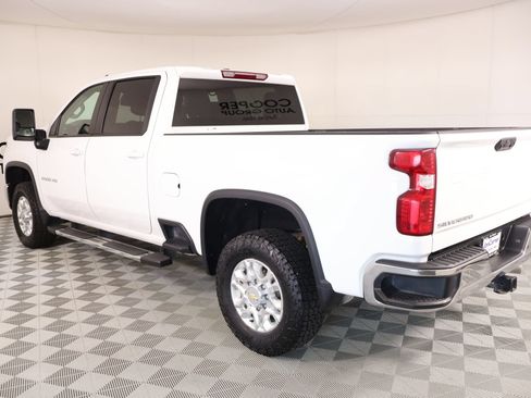 Used 2025 Chevrolet Silverado 2500 LT AWD/4WD image 23