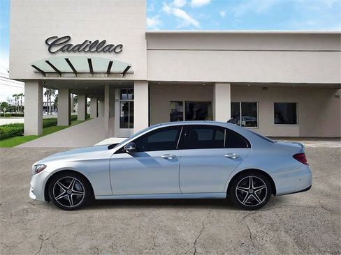 Used 2018 Mercedes-Benz E 300 image 2