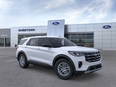 New 2026 Ford Explorer Active RWD image 33