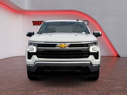 Used 2026 Chevrolet Silverado 1500 LT RWD image 2