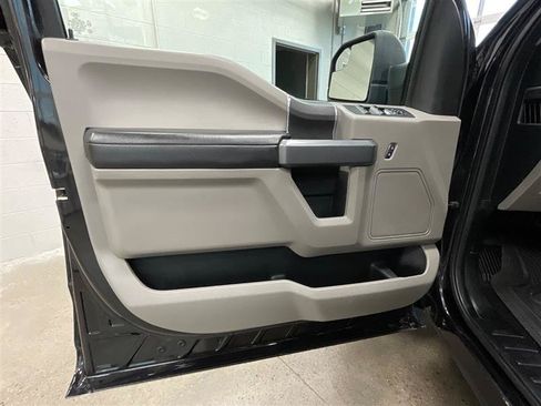 Used 2019 Ford F150 XLT AWD/4WD image 10