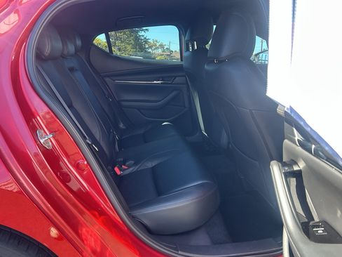 Used 2020 MAZDA MAZDA3 AWD Hatchback w/ Preferred Pkg image 33