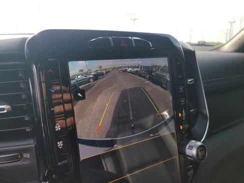 Used 2023 RAM 1500 Laramie image 23