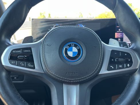 Used 2024 BMW X5 xDrive50e w/ M Sport Package image 11