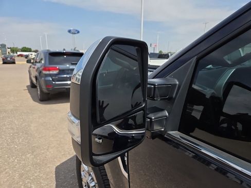 Used 2022 Ford F250 King Ranch w/ King Ranch Ultimate Package AWD/4WD image 19