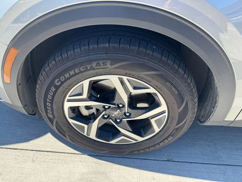 Certified 2023 Kia Sportage LX image 8