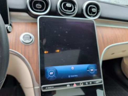 Used 2023 Mercedes-Benz C 300 4MATIC Sedan image 9