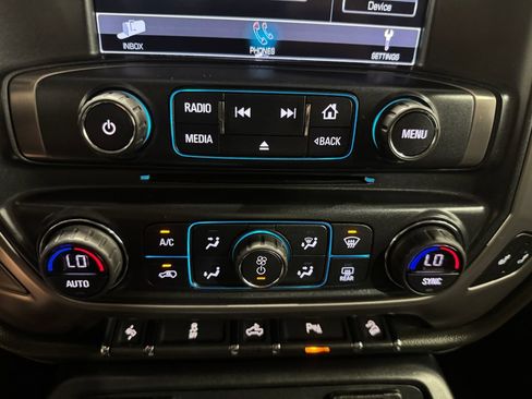 Used 2017 GMC Sierra 1500 SLT w/ All-Terrain Package AWD/4WD image 32
