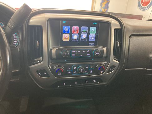 Used 2017 GMC Sierra 3500 SLE w/ SLE Preferred Package AWD/4WD image 25
