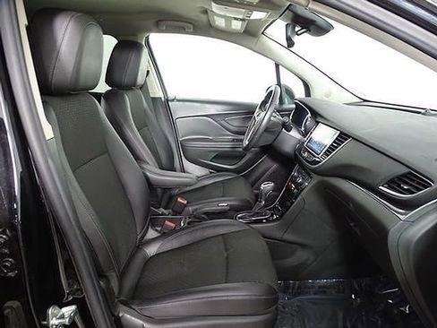 Used 2017 Buick Encore Preferred image 14