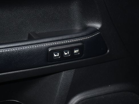 Used 2019 Toyota 4Runner Limited image 12