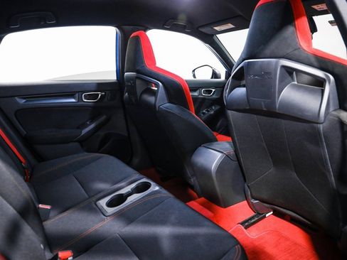 Used 2024 Honda Civic Type R image 39