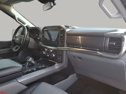 Used 2022 Ford F150 Lariat image 14