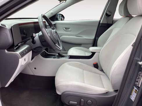 Used 2024 Hyundai Kona SEL AWD/4WD image 25