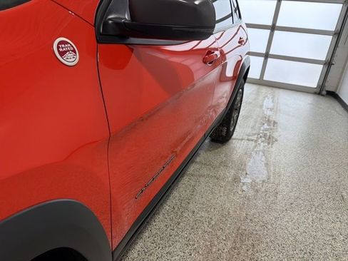 Used 2021 Jeep Cherokee Trailhawk w/ Sun, Sound & Nav Group image 13