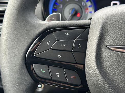 Used 2023 Chrysler 300 S image 16