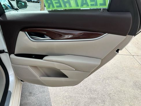 Used 2013 Cadillac XTS Luxury w/ Driver Awareness Package FWD image 15