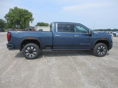 New 2026 GMC Sierra 2500 Denali w/ Denali Reserve Package