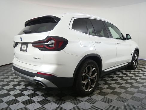 Used 2023 BMW X3 sDrive30i RWD image 3