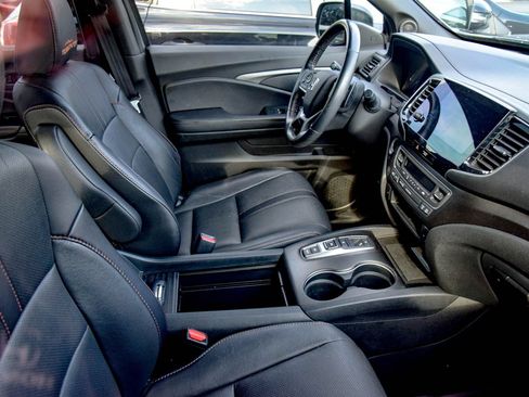 Used 2022 Honda Passport TrailSport image 8