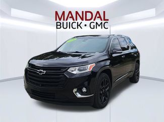 Used 2021 Chevrolet Traverse Premier w/ LPO, Black Accent Package FWD video 1