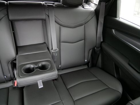 Used 2026 Cadillac XT5 Luxury w/ LPO, Floor Liner Package AWD/4WD image 14