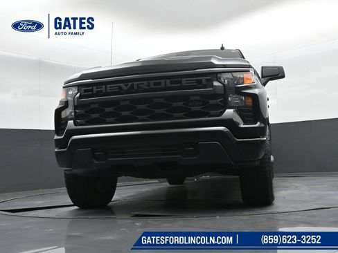 Used 2025 Chevrolet Silverado 1500 Custom Trail Boss w/ Turbomax Blackout Package AWD/4WD image 36