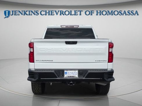 Used 2024 Chevrolet Silverado 1500 Custom Trail Boss AWD/4WD image 6