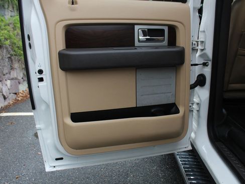 Used 2012 Ford F150 Lariat w/ Lariat Plus Pkg AWD/4WD image 14