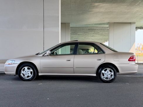 Used 2000 Honda Accord EX image 5