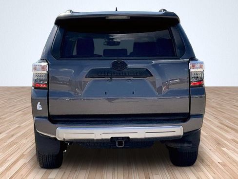 Used 2021 Toyota 4Runner TRD Off-Road Premium w/ Moonroof Package AWD/4WD image 2