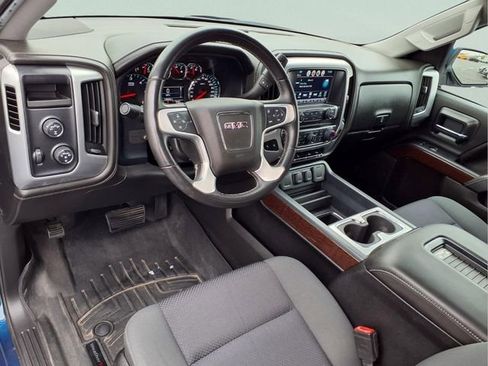 Used 2017 GMC Sierra 1500 SLE w/ SLE Value Package AWD/4WD image 18