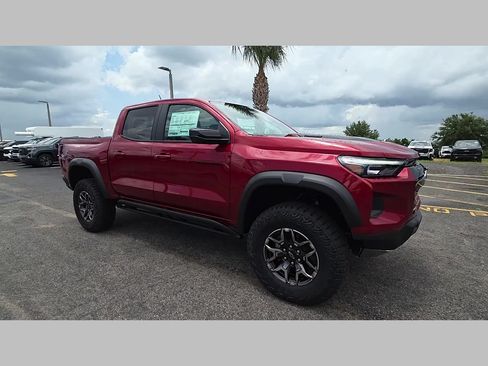 New 2026 Chevrolet Colorado ZR2 w/ Technology Package AWD/4WD image 16