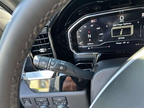 Used 2025 GMC Sierra 1500 Elevation AWD/4WD image 28