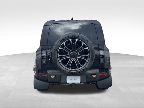 New 2026 Land Rover Defender 110 OCTA image 8