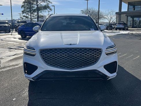 Used 2023 Genesis GV70 2.5T w/ Sport Prestige Package image 8