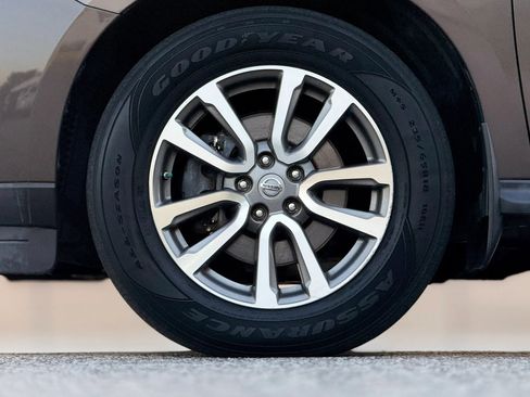 Used 2016 Nissan Pathfinder SL w/ Cargo Package image 31