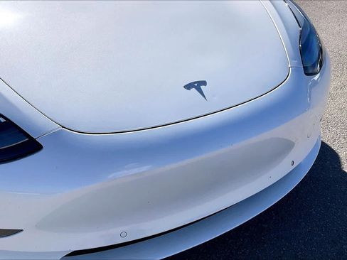 Used 2021 Tesla Model 3 Standard Range Plus image 28