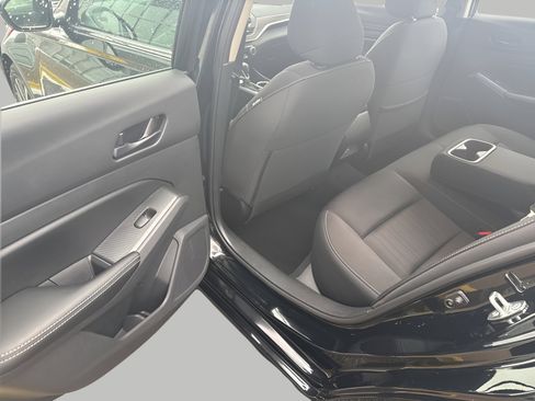 Used 2024 Nissan Altima 2.5 SV image 23