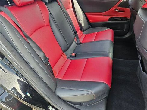 Used 2024 Lexus ES 300h F Sport w/ Accessory Package (Z2) FWD image 18