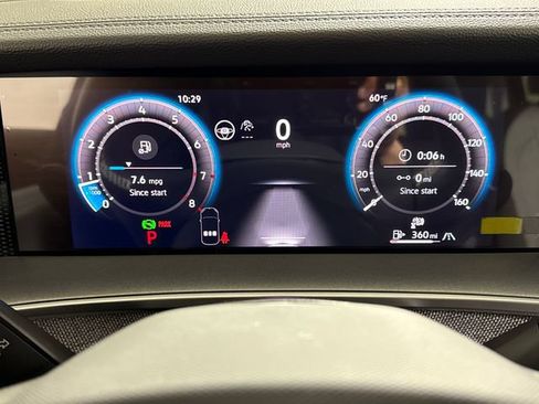 Used 2025 Volkswagen Tiguan S AWD/4WD image 29