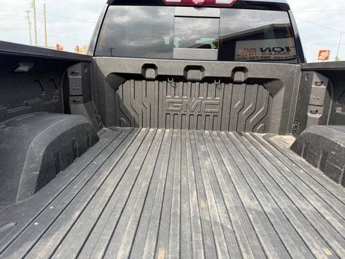 Used 2024 GMC Sierra 1500 Denali Ultimate AWD/4WD image 47