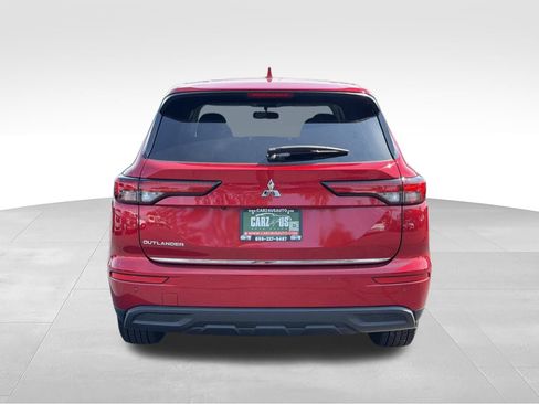 Used 2022 Mitsubishi Outlander ES AWD/4WD image 6