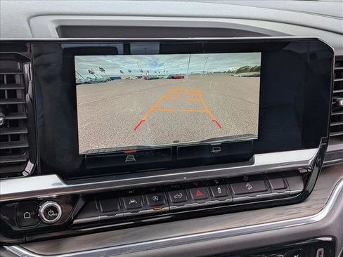 Used 2023 GMC Sierra 1500 SLT w/ SLT Convenience Package image 13