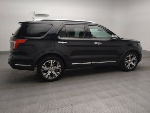 Used 2019 Ford Explorer Limited w/ Limited Luxury Package image 10
