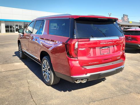 New 2026 GMC Yukon XL Denali w/ Sun & Power Step Package image 3