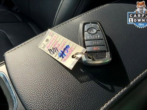 Used 2019 Ford Fusion Energi Titanium image 11