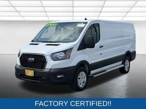 Certified 2025 Ford Transit 250 Low Roof w/ Exterior Upgrade Package RWD image 4