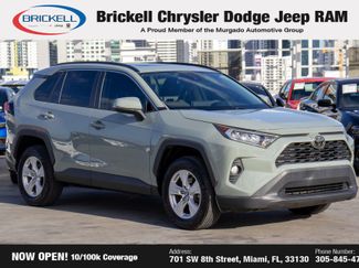 Used 2019 Toyota RAV4 XLE video 3